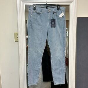 Gap True Skinny Ankle Jeans